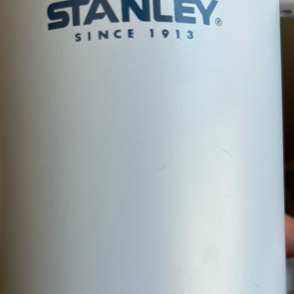 Stanley - Picture 3 of 5